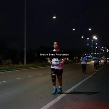 Runner Photo 7649281