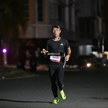 Runner Photo 7649286