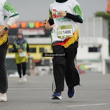 Runner Photo 7649287