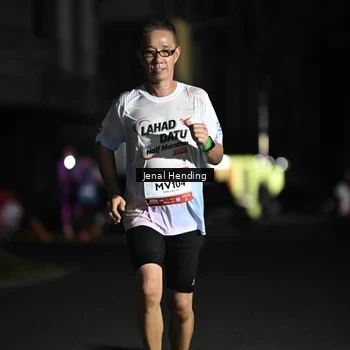 Runner Photo 7649289