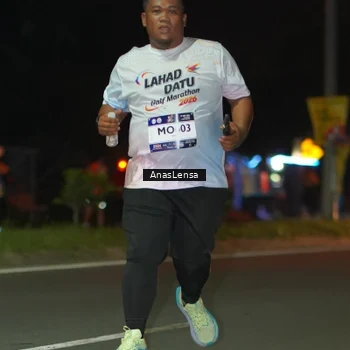 Runner Photo 7649295