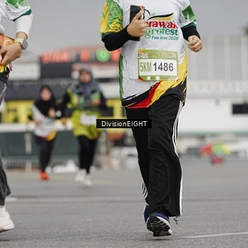 Runner Photo 7649300