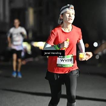 Runner Photo 7649304