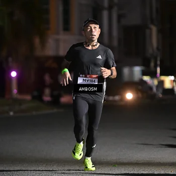Runner Photo 7649312