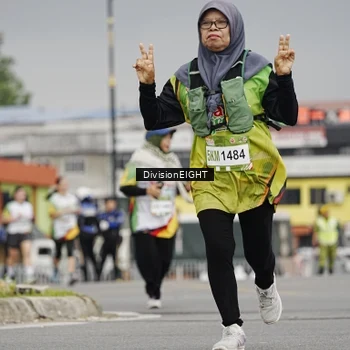 Runner Photo 7649318