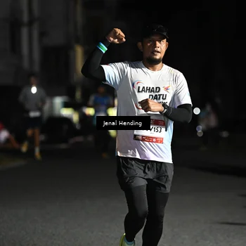 Runner Photo 7649323