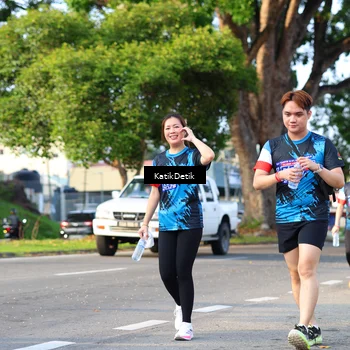 Runner Photo 7649340