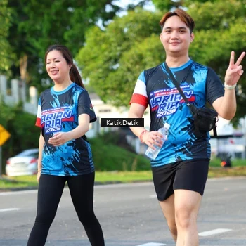 Runner Photo 7649341