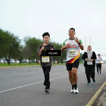Runner Photo 7649342