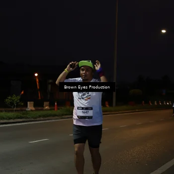Runner Photo 7649345