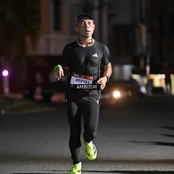 Runner Photo 7649352