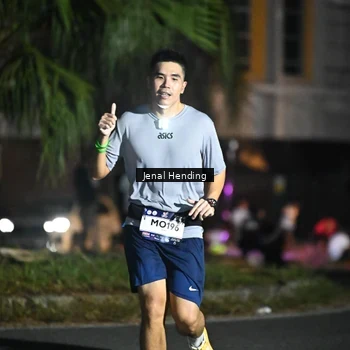Runner Photo 7649358