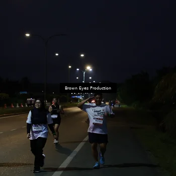 Runner Photo 7649360