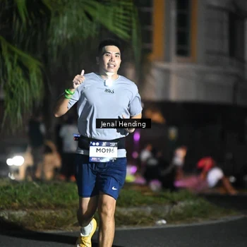 Runner Photo 7649366