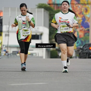 Runner Photo 7649378