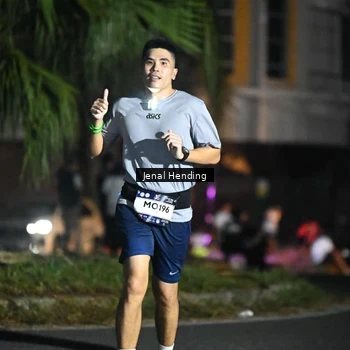 Runner Photo 7649380