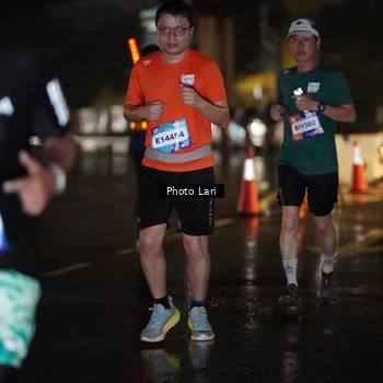 Runner Photo 7649385