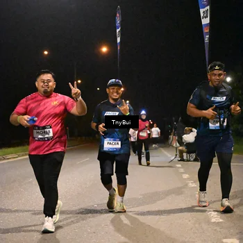 Runner Photo 7649397