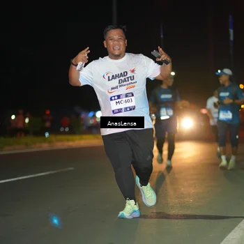 Runner Photo 7649408