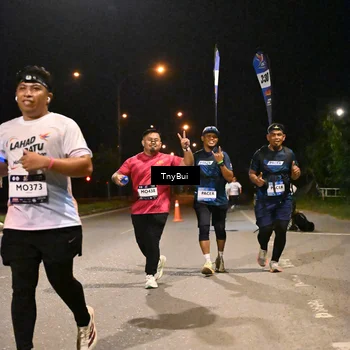 Runner Photo 7649414