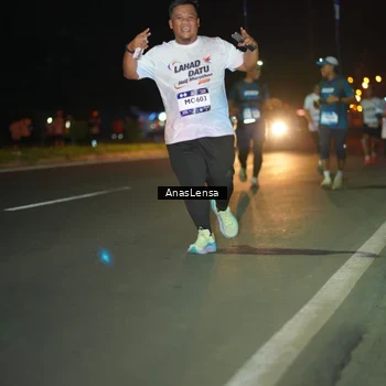 Runner Photo 7649417