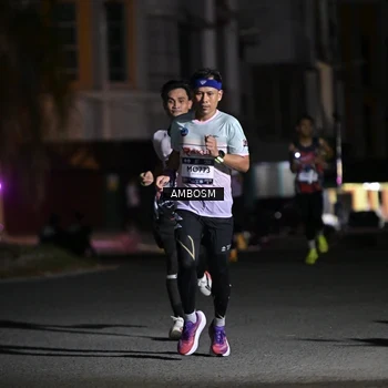 Runner Photo 7649431