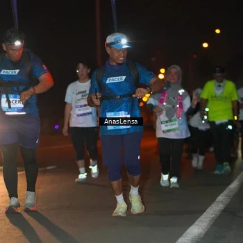 Runner Photo 7649432