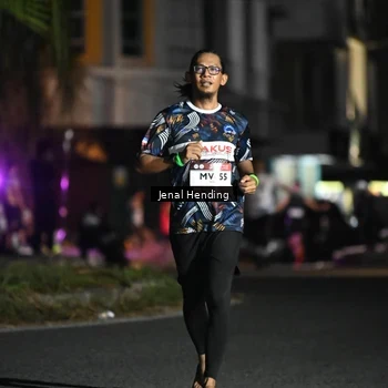 Runner Photo 7649437