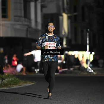 Runner Photo 7649442