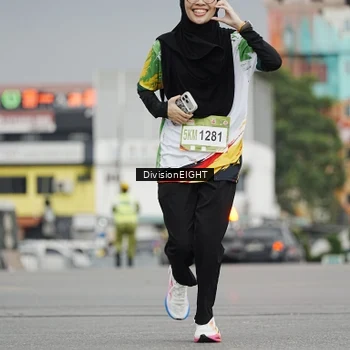 Runner Photo 7649443