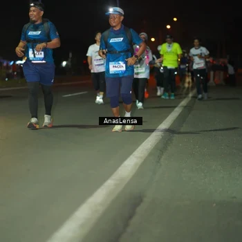 Runner Photo 7649446