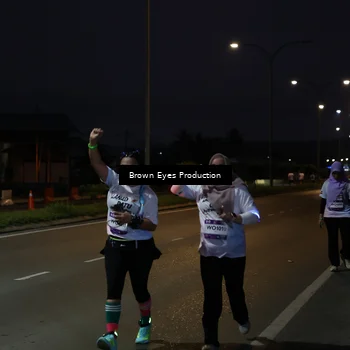 Runner Photo 7649453