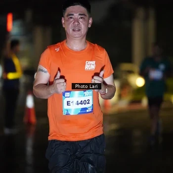Runner Photo 7649458