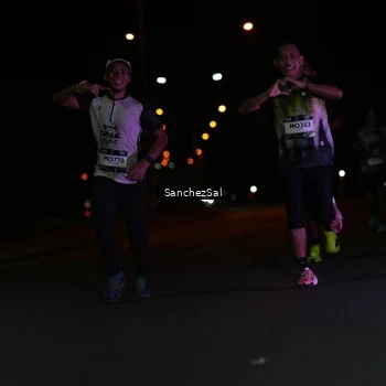 Runner Photo 7649464