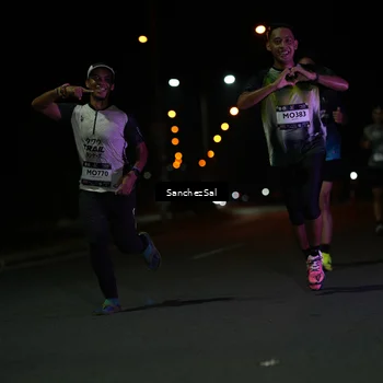 Runner Photo 7649475