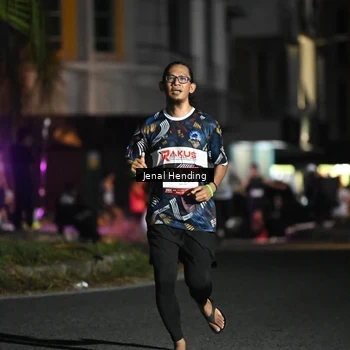 Runner Photo 7649484