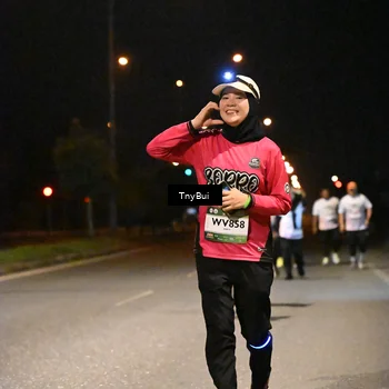 Runner Photo 7649493