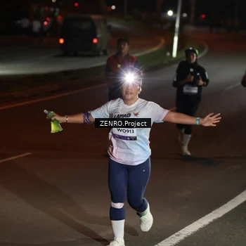 Runner Photo 7649501