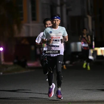 Runner Photo 7649505