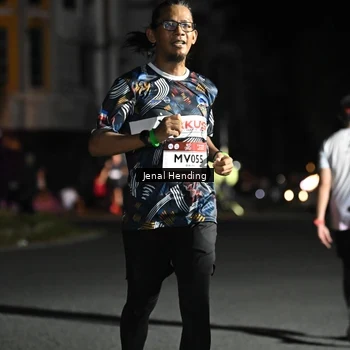 Runner Photo 7649527