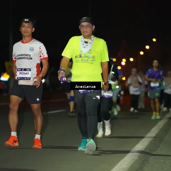 Runner Photo 7649532