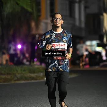 Runner Photo 7649536