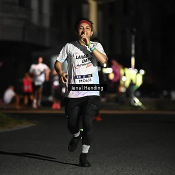 Runner Photo 7649566