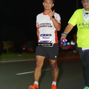Runner Photo 7649572