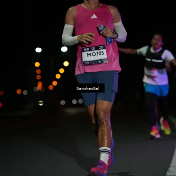 Runner Photo 7649592