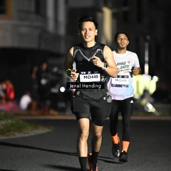Runner Photo 7649612