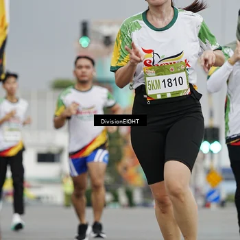 Runner Photo 7649614