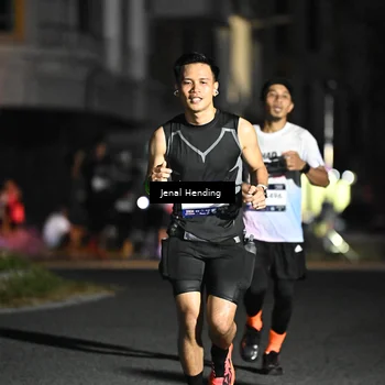Runner Photo 7649617