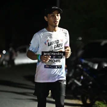 Runner Photo 7649623