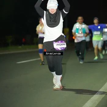 Runner Photo 7649654